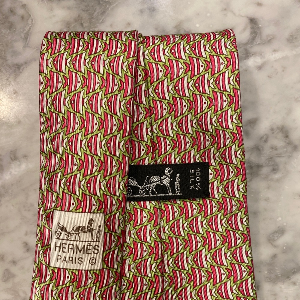 Hermès necktie - Pink/White Angelfish & green sea